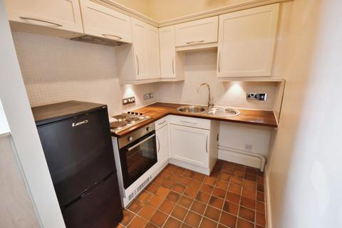 1 bedroom flat to rent, Wynnstay Estate, Ruabon, LL14