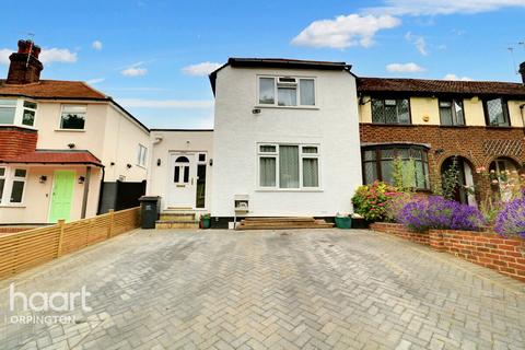 4 bedroom end of terrace house for sale, Star Lane, Orpington