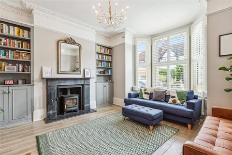 5 bedroom terraced house to rent, Barrow Road, London, SW16