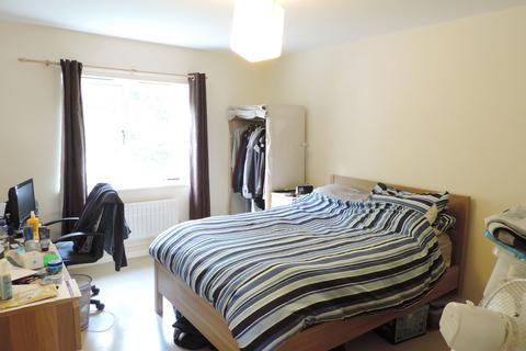 2 bedroom flat to rent, Peninsula Road, Frances Sheldon Court Peninsula Road, SO22