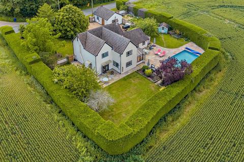 5 bedroom detached house for sale, Folley Road, Hundon, Sudbury, Suffolk