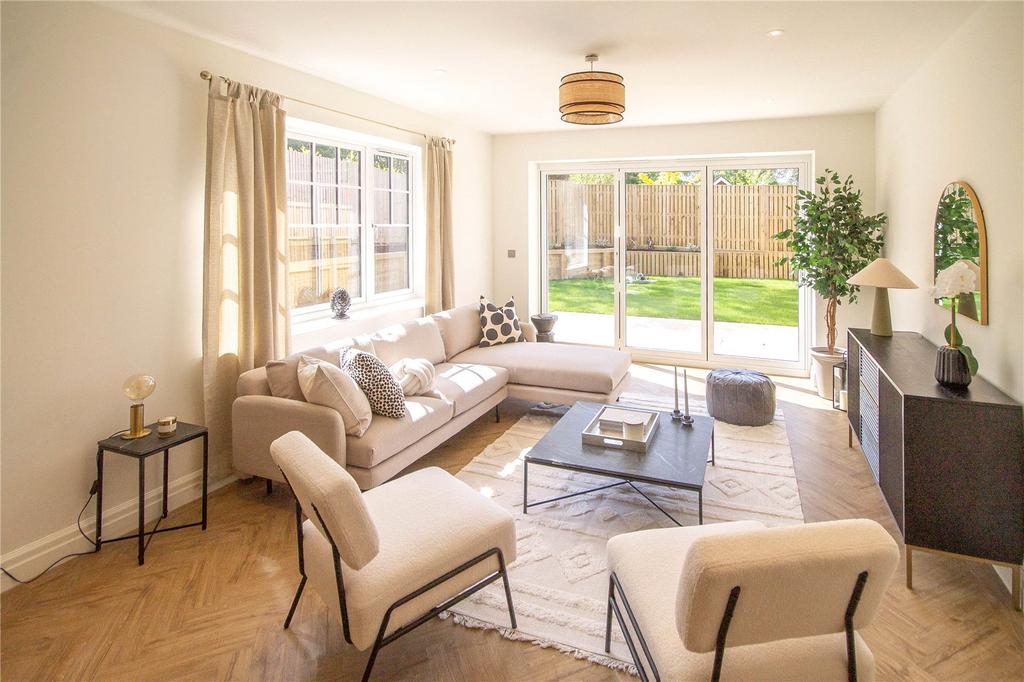Show Home Photo