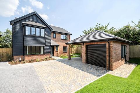 4 bedroom detached house for sale, Sweethill Farm, 260 Botley Road, Burridge, Southampton, SO31