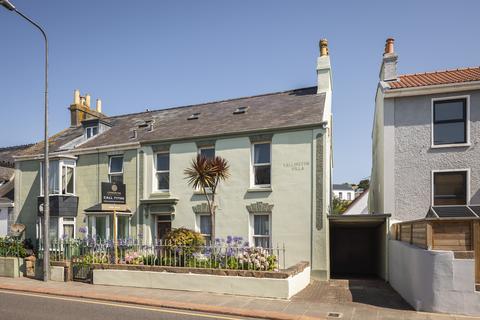 4 bedroom terraced house for sale, La Route de St Aubin, St. Helier, Jersey