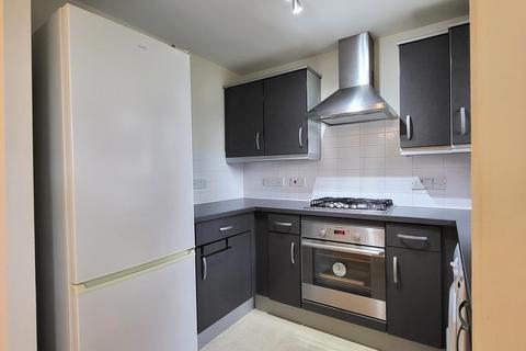 2 bedroom flat to rent, Rickmansworth Road, Watford, WD18