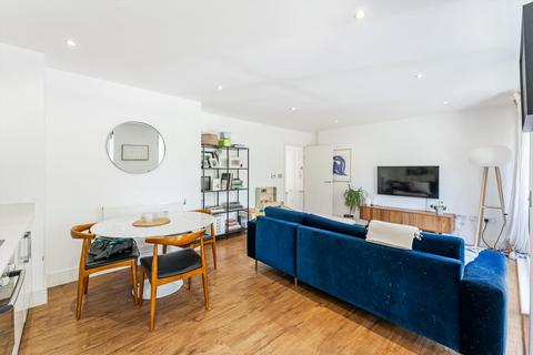 2 bedroom flat to rent, Vermilion Avenue, London, E3