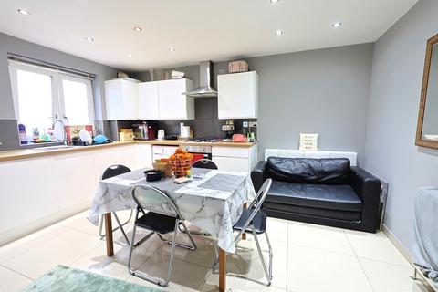 1 bedroom apartment for sale, Amy Johnson Court, Stag Lane, Edgware, Middlesex, HA8 5JX