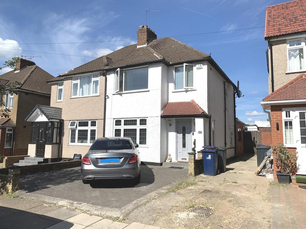 Four Bedroom Semi Detached House In Northolt