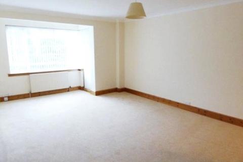 2 bedroom flat to rent, Kelvin Court, Glasgow, G12