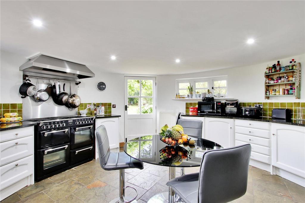 Kitchen/Breakfast Rm