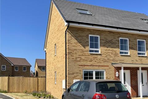 3 bedroom end of terrace house for sale, Strickland Way, Wimborne