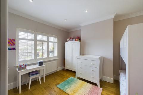 37 Ashbourne Avenue, Bexleyheath, DA7 5NT