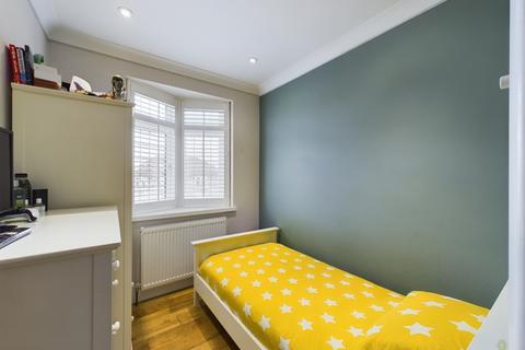 37 Ashbourne Avenue, Bexleyheath, DA7 5NT