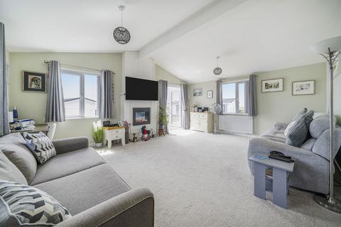 2 bedroom park home for sale, Newquay TR8