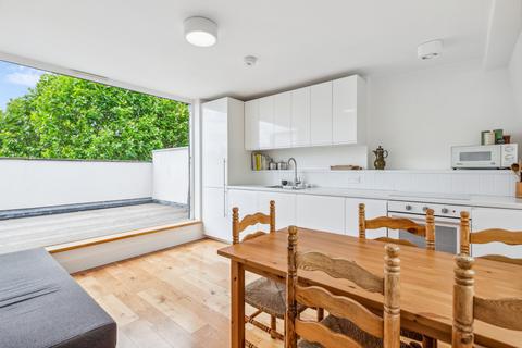 3 bedroom terraced house for sale, Caledonian Road, London, N1