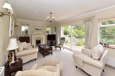 10 Brooklands Drive, Goostrey, Crewe, CW4 8JB
