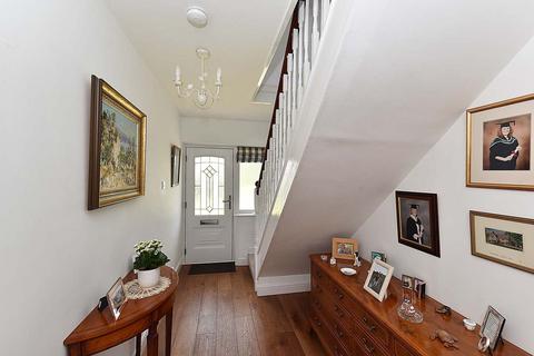 10 Brooklands Drive, Goostrey, Crewe, CW4 8JB