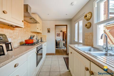 4 bedroom semi-detached house for sale, Guildford, Surrey GU1