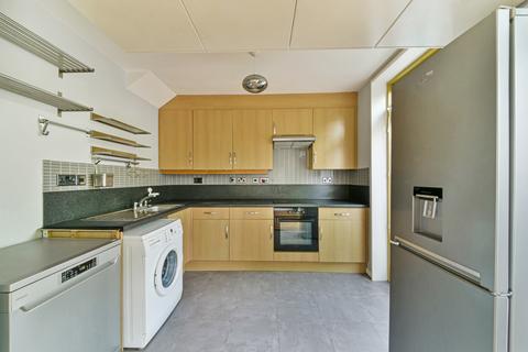 3 bedroom end of terrace house for sale, Edison Court, North Greenwich, London, SE10