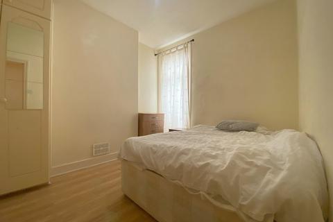 2 bedroom maisonette to rent, Lorne Road, Harrow HA3