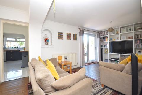 11 Clarence Road, Capel Le Ferne, Folkestone, CT18 7LW