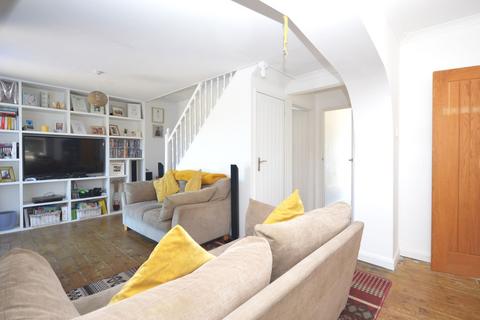 11 Clarence Road, Capel Le Ferne, Folkestone, CT18 7LW