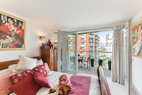 1 bedroom flat for sale, New Providence Wharf, London, E14