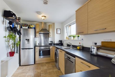 1 bedroom flat for sale, Silver Train Gardens, Dartford, Kent, DA1