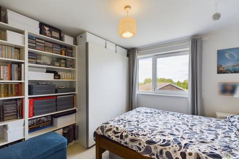 21 Silver Train Gardens, Dartford, DA1 5QD