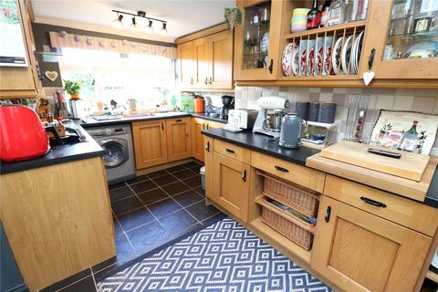 3 bedroom semi-detached house for sale, Vernon Avenue, Retford, Nottinghamshire, DN22