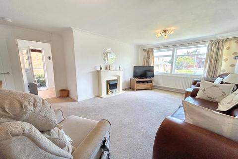 2 bedroom bungalow for sale, Poplar Drive, Normanton, West Yorkshire