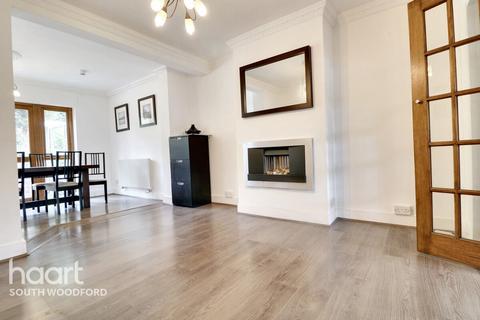 6 bedroom semi-detached house for sale, Westview Drive, Woodford Green