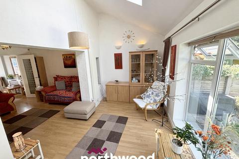 3 Norman Road, Hatfield, Doncaster, DN7 6AF