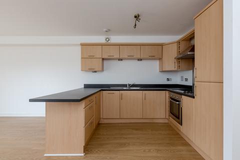 3 bedroom flat to rent, Thorntreeside, Edinburgh, EH6