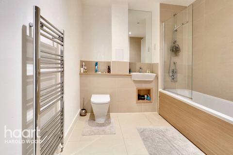 Flat 1, Daisy Court Jackdaw Close, Romford, RM3 0LW