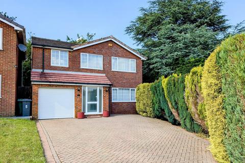 4 bedroom detached house for sale, Dove Close, Kempshott, Basingstoke, RG22