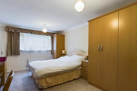6 Dove Close, Basingstoke, RG22 5PH