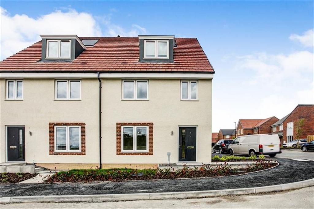 Newcastle Upon Tyne NE13 4 bed semidetached house to rent £1,400 pcm