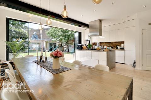 45 Elmhurst Drive, London, E18 1BP