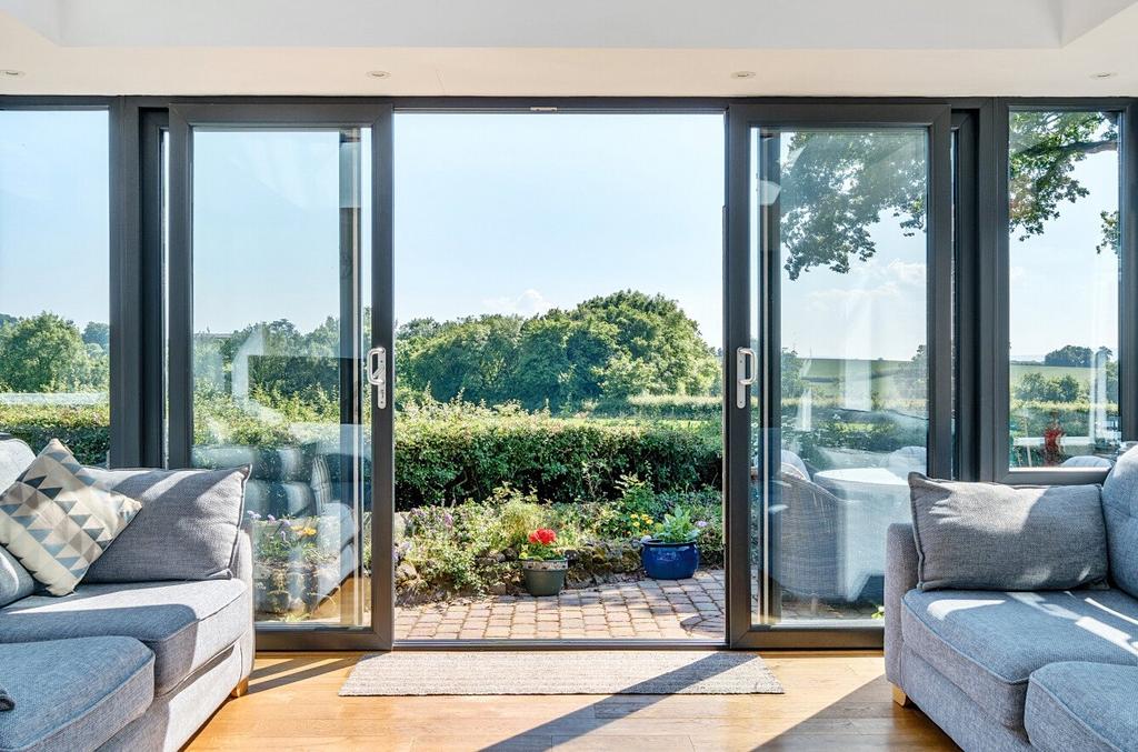 Sliding Doors