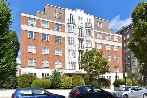 3 bedroom apartment for sale, William Court, 6 Hall Road, London, NW8