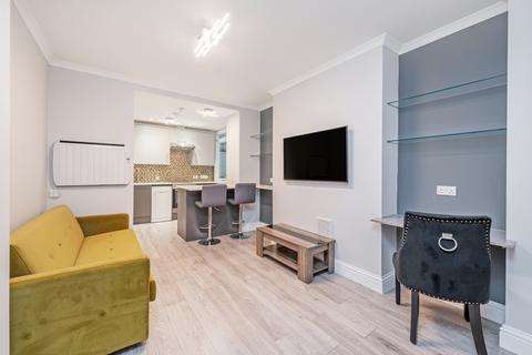 1 bedroom apartment to rent, Glendower Place South Kensington SW7