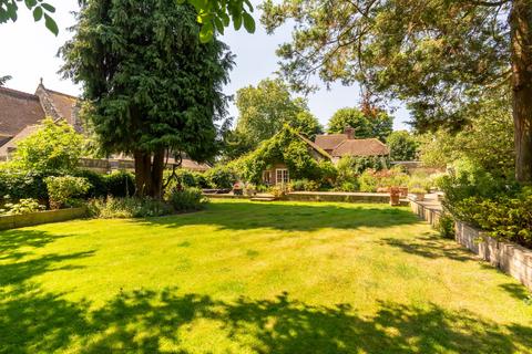 8 bedroom detached house for sale, High Street, Taplow, Buckinghamshire, SL6