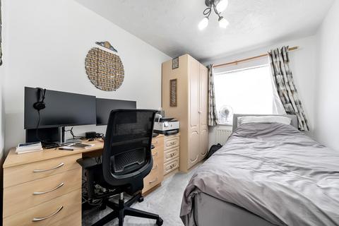 71 Waterloo Road, Uxbridge, UB8 2RS