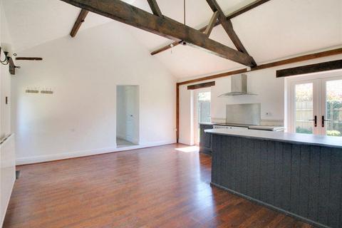 5 bedroom barn conversion for sale, Church Road, South Burlingham, Norwich, Norfolk, NR13