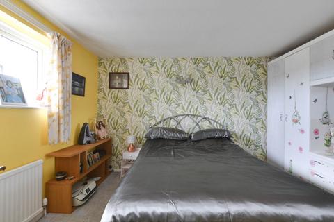 51 Avon Road, Melksham, SN12 8BB