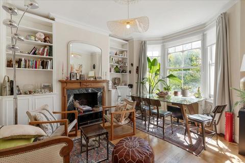 2 bedroom flat for sale, Harbord Street, Fulham, SW6