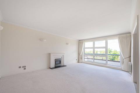 3 bedroom flat for sale, Hendon Lane, Finchley, London, N3