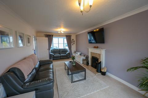 4 bedroom detached house for sale, Lamorna Park, St Austell, PL25