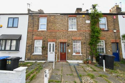 Barrowell Green, Winchmore Hill N21